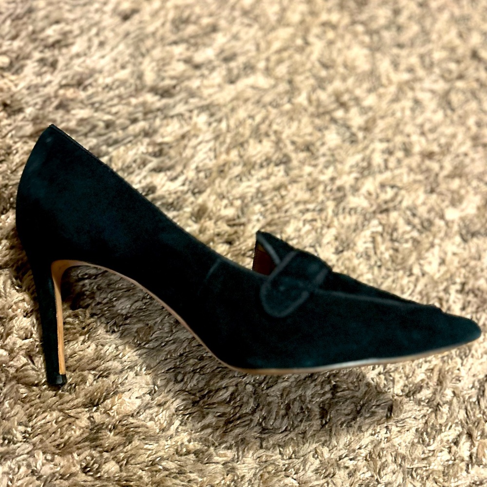 Ann Taylor black suede heels size 8